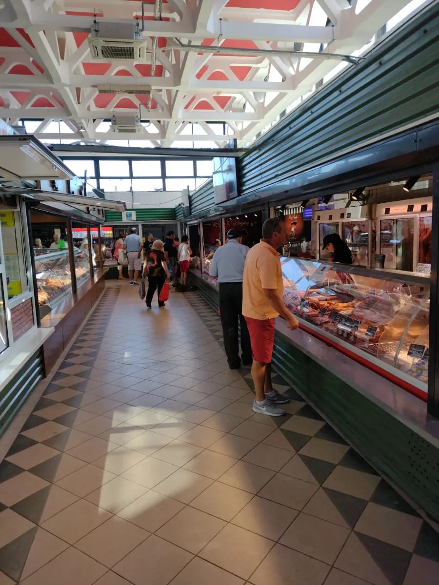 Oborul săptămânal Onești