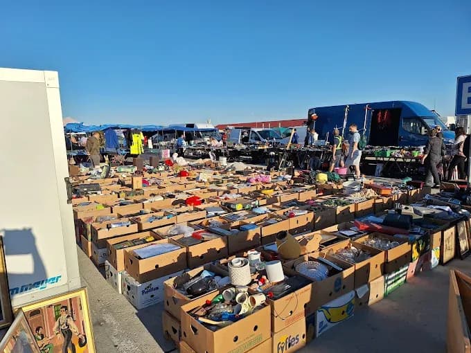 Piața 100 (Obor) - 3