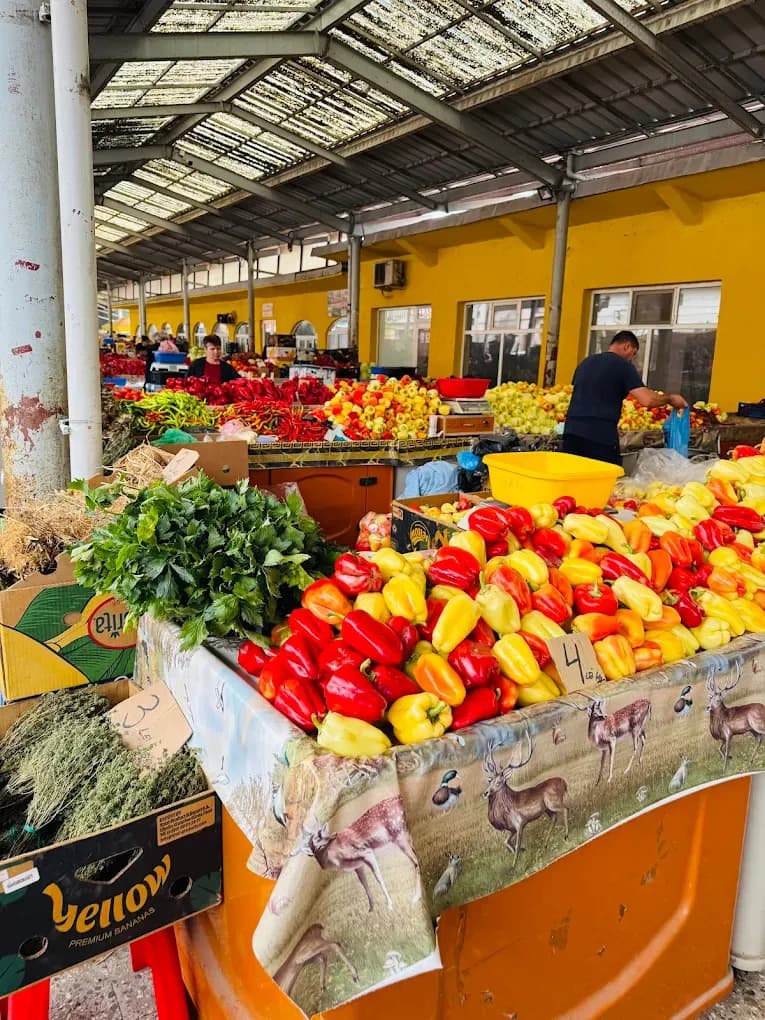 Piața Gugulanilor Caransebeș