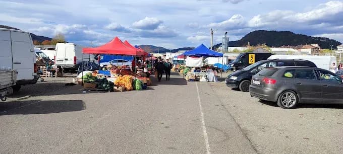 Bazar Piatra Neamț - 4